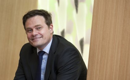 The Nanopatch was invented at UQ’s Australian Institute for Bioengineering and Nanotechnology (AIBN) by Professor Mark Kendall. The Nanopatch was invented at UQ’s Australian Institute for Bioengineering and Nanotechnology (AIBN) by Professor Mark Kendall.
